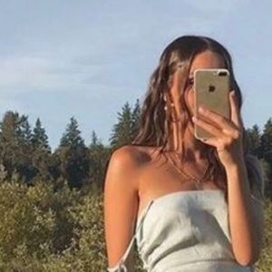 Meet your Posher, Dayna